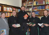 Priesterweihe 2014: Kardinal Schönborn weiht fünf Priester. Foto: kathbild.at/rupprecht