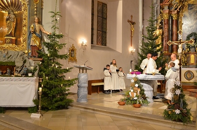 Heiliger Abend - Feier mit Pater Roger