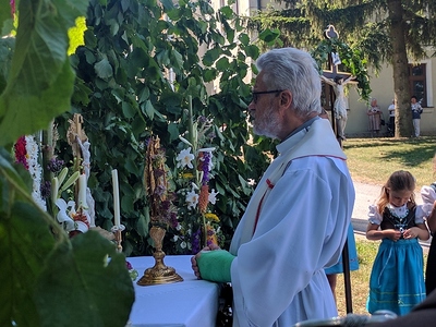 Gottesdienst und Prozession