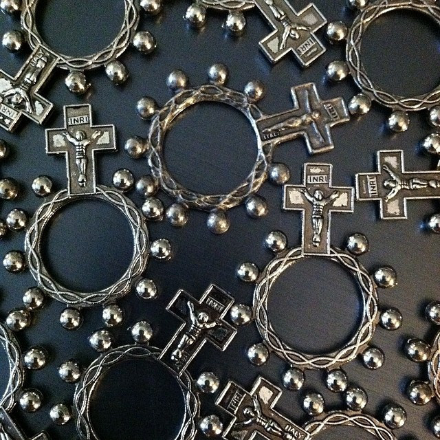 Bibelverse wiederholend beten um zur inneren Ruhe zu finden.