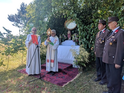 Gottesdienst und Prozession