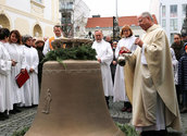 Glockenweihe in Schwechat/Elisabeth Fürst