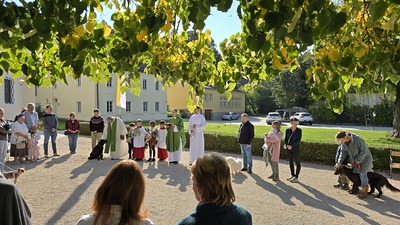 Heilige Messe mit Weihbischof Turnovszky und Tiersegnung