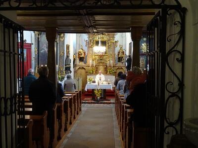 Gottesdienst und Speisensegnung in Föllim