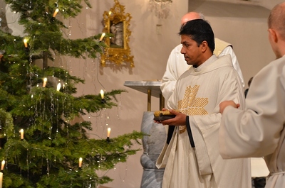 Heiliger Abend - Feier mit Pater Roger