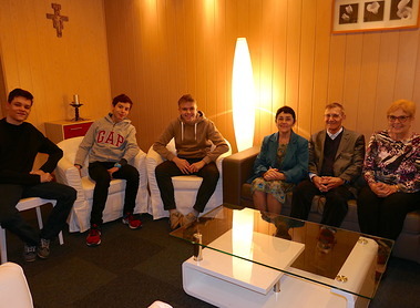 Zwei Generationen im Austausch