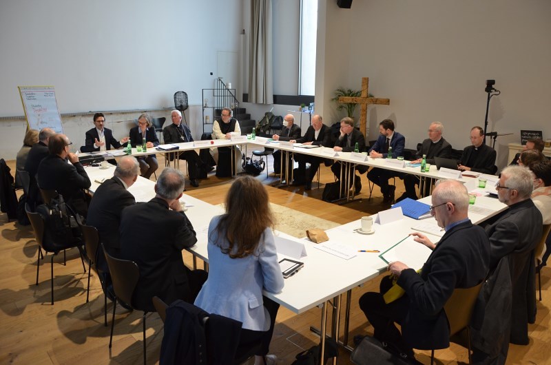 Bischofskonferenz vertieft sich in Synodalität