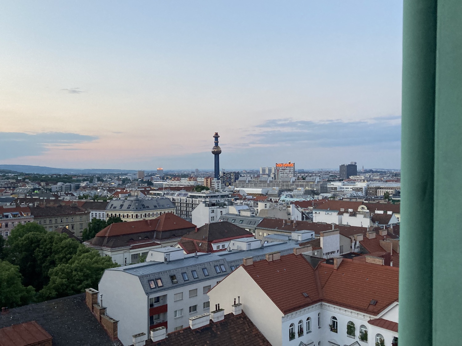 auf Wien