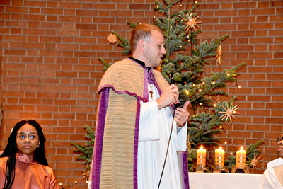 Kindermette mit Krippenspiel 2025