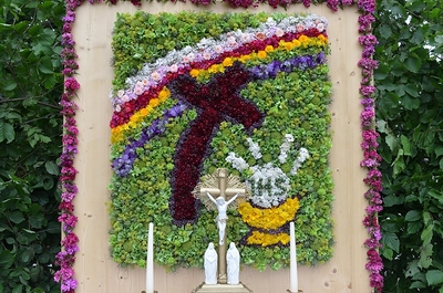 Hl. Messe und Fronleichnamsprozession