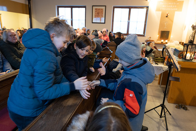 Krippenandacht in der Kapelle in Zwentendorf