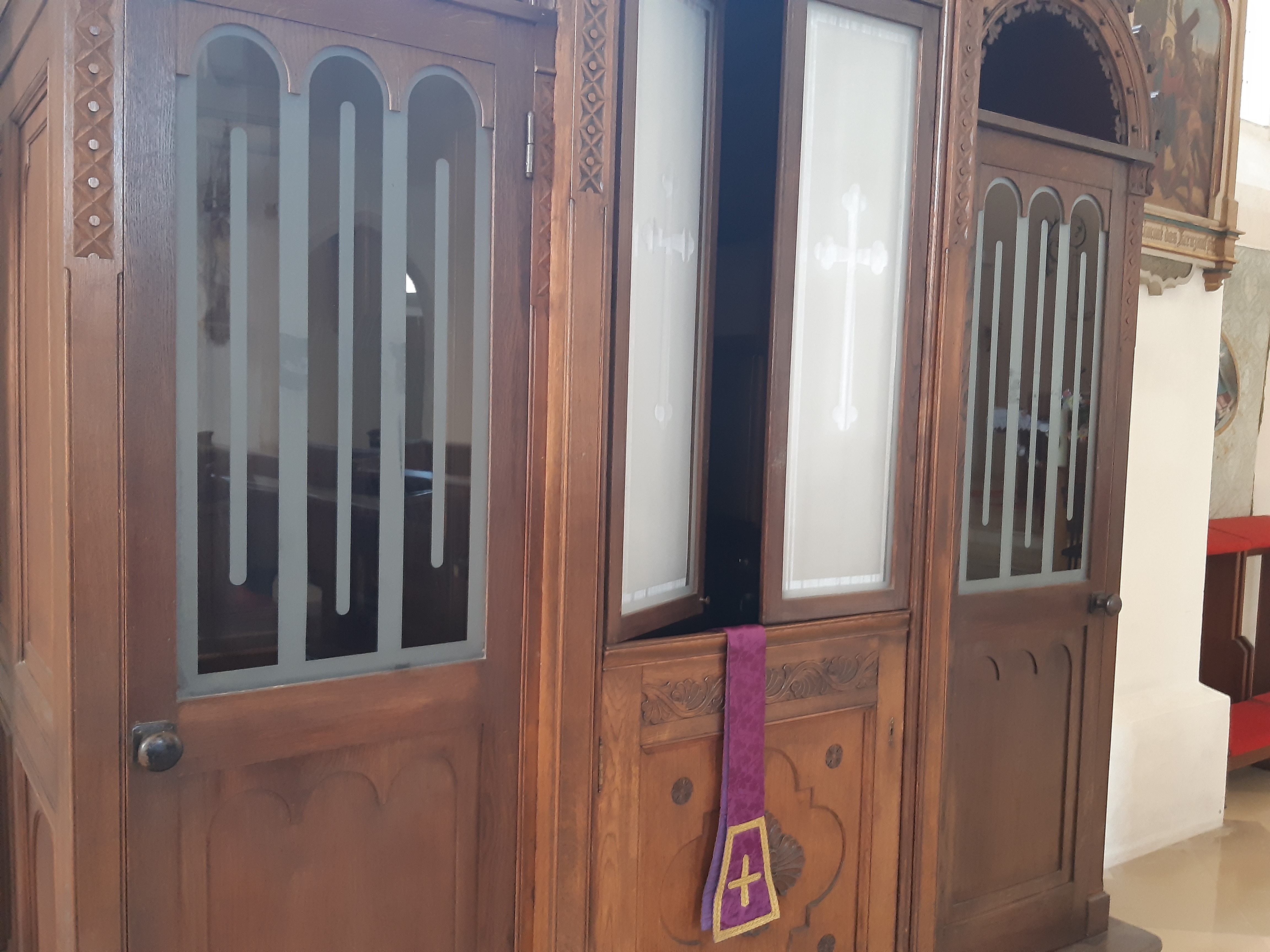 Beichtstuhl der Pfarrkirche Stetten