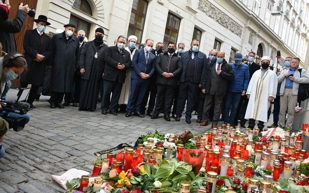 Nach Anschlag: Religionsvertreter demonstrieren Zusammenhalt