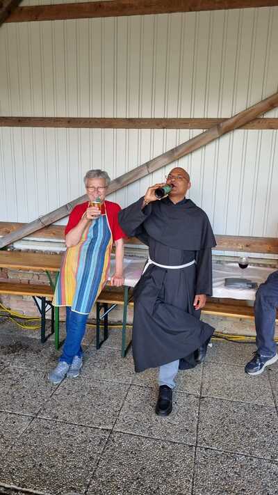 Gottesdienst und Pfarrfest in Asparn/Zaya