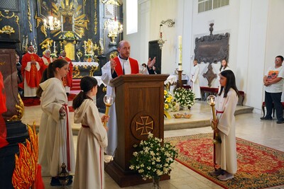 Gottesdienst und Pfarrfest in Asparn/Zaya