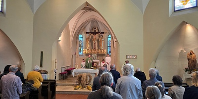 Heilige Messe mit Weihbischof Turnovszky und Tiersegnung