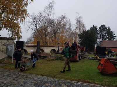 Räumungs- und Säuberungsarbeiten am 10. November 2018