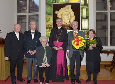 Auszeichnungen / Nikolaus Kasa: Lieselotte SCHARFF, Kurt KOLLARS, Friedrich REIF, Rita TEICHMANN, Franz FR