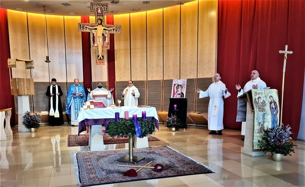 Fest Maria Empfängnis / Chaldäische Gemeinschaft Feier der Göttlichen Liturgie