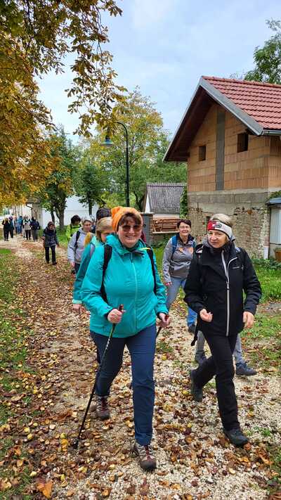 Von Asparn/Zaya zum Buschberg