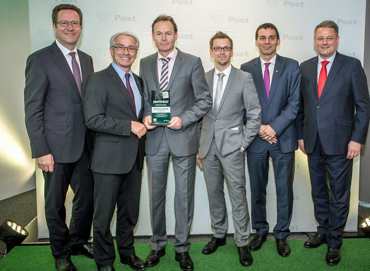 Zertifikatsübergabe 'CO2-neutral zugestellt'