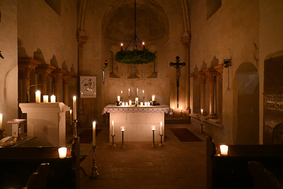Gottesdienst bei Kerzenschein