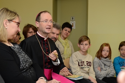 Bischof Turnovszky besucht die Volksschule Gnadendorf