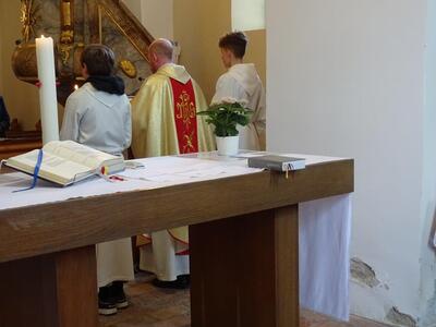 Feierlicher Gottesdienst in Ameis