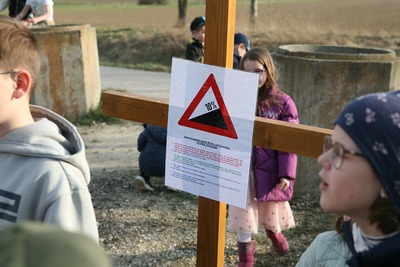 Kreuzweg speziell für Kinder in Zwentendorf