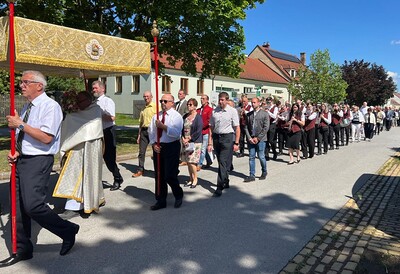 Pfarre Harmannsdorf - 4. 6. 26