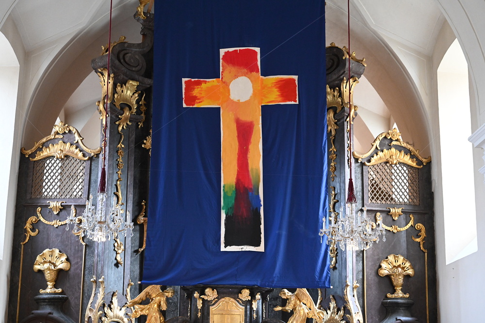 Fastentuch in der Pfarrkirche Asparn/Zaya