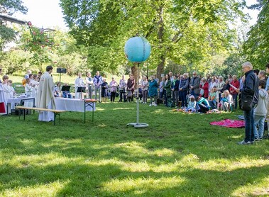 Schöpfungsgottesdienst im Auer Welsbach Park