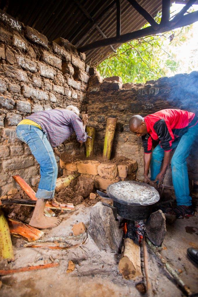 Burundi-Bau Ofen