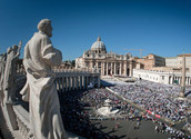 Blick auf den Petersplatz/Mazur/catholicnews.org.uk