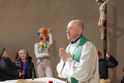 Kindermesse am Faschingssamstag