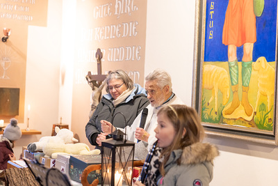 Krippenandacht in der Kapelle in Zwentendorf