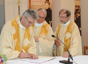 Pater Petrus Obermüller bestätigt mit seiner Unterschrift die Übernahme des Amts des Provinzials der Salesianer Don Boscos in Österreich/Don Bosco