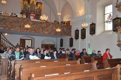 'Die schönsten Marienlieder' mit und von der Singgemeinschaft Gnadendorf bei der Langen Nacht der Kirchen 2015