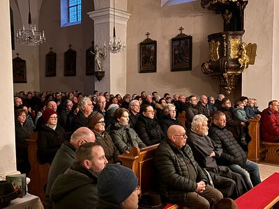Adventkonzert in Asparn/Zaya / © Johannes Fally und Beate Bauer