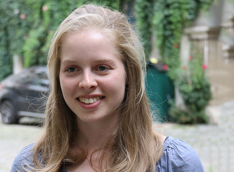 Die 22-jährige Hannah Flachberger sie ist einen Weg mit Gott gegangen.