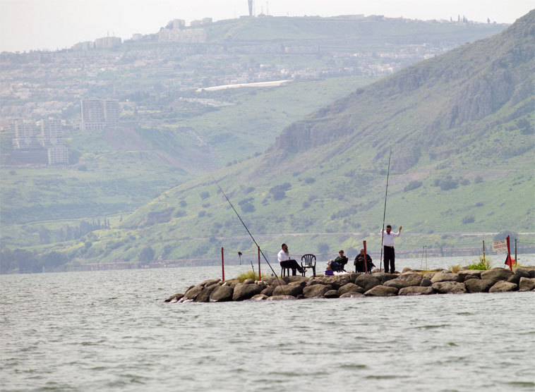 V. Meine Kinder, habt ihr nicht etwas zu essen? (Joh 21,5)