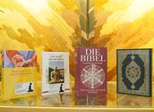 Heilige Schriften: Bibel, Koran, Das Wort des Buddha, Bhagavadgita /Aschtavakragita / Rupprecht@kathbild.at