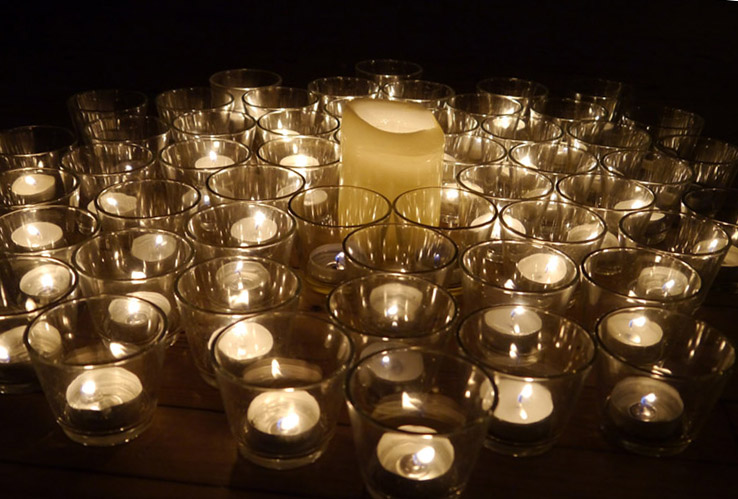 Rorate - Messe bei Kerzenschein