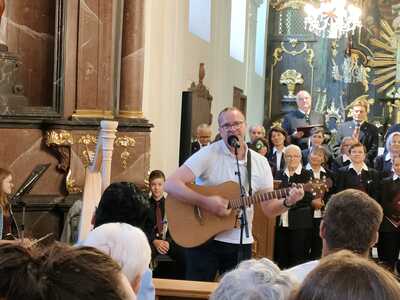 Darbietungen in der Kirche in Asparn/Zaya