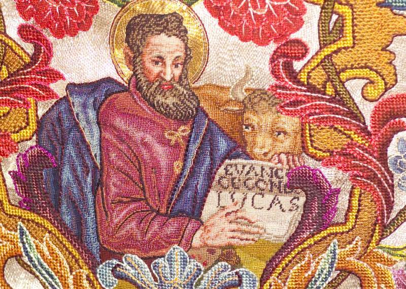 Stickerei auf dem Eleonorenornat im Stephansdom.