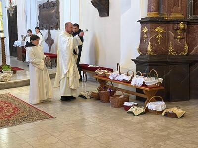 Osterhochamt in Asparn/Zaya