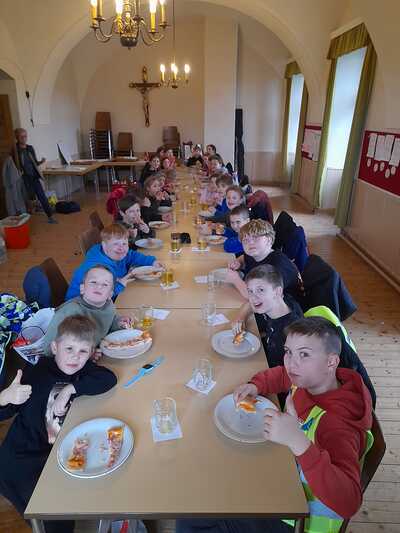 Ratscher unterwegs in der Pfarre Asparn