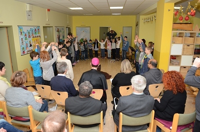 Bischof Turnovszky besucht die Volksschule Gnadendorf