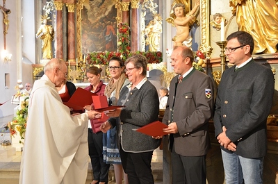 Verabschiedung der ausgeschiedenen PGR und Begrüßung der neuen Pfarrgemeinderäte