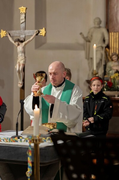 Kindermesse am Faschingssamstag